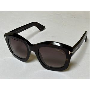 Tom Ford Sunglasses TF 0582 Julia-02 01F